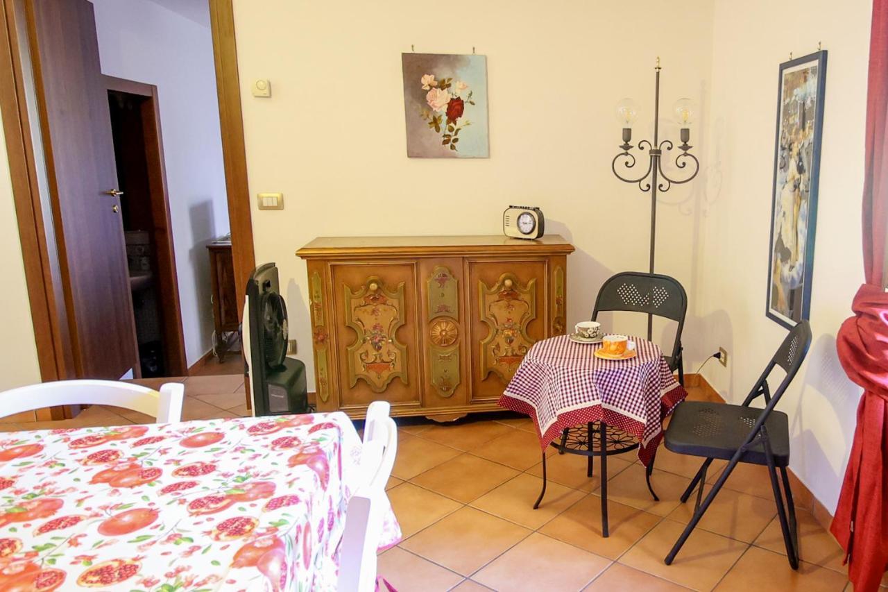 La Rosa Scarlatta Apartment Viterbo Exterior photo
